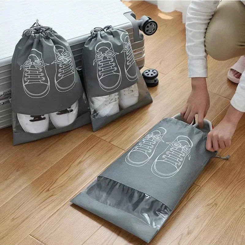 Eco-Friendly Non-Woven Waterproof Shoe Storage Bag Travel Closet Organizer Clothing Classified Hanging Bag